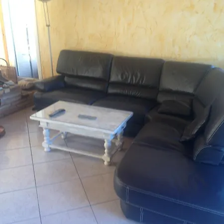 Hébergement de vacances Dans Avec Piscine Privée With Swimming Pool